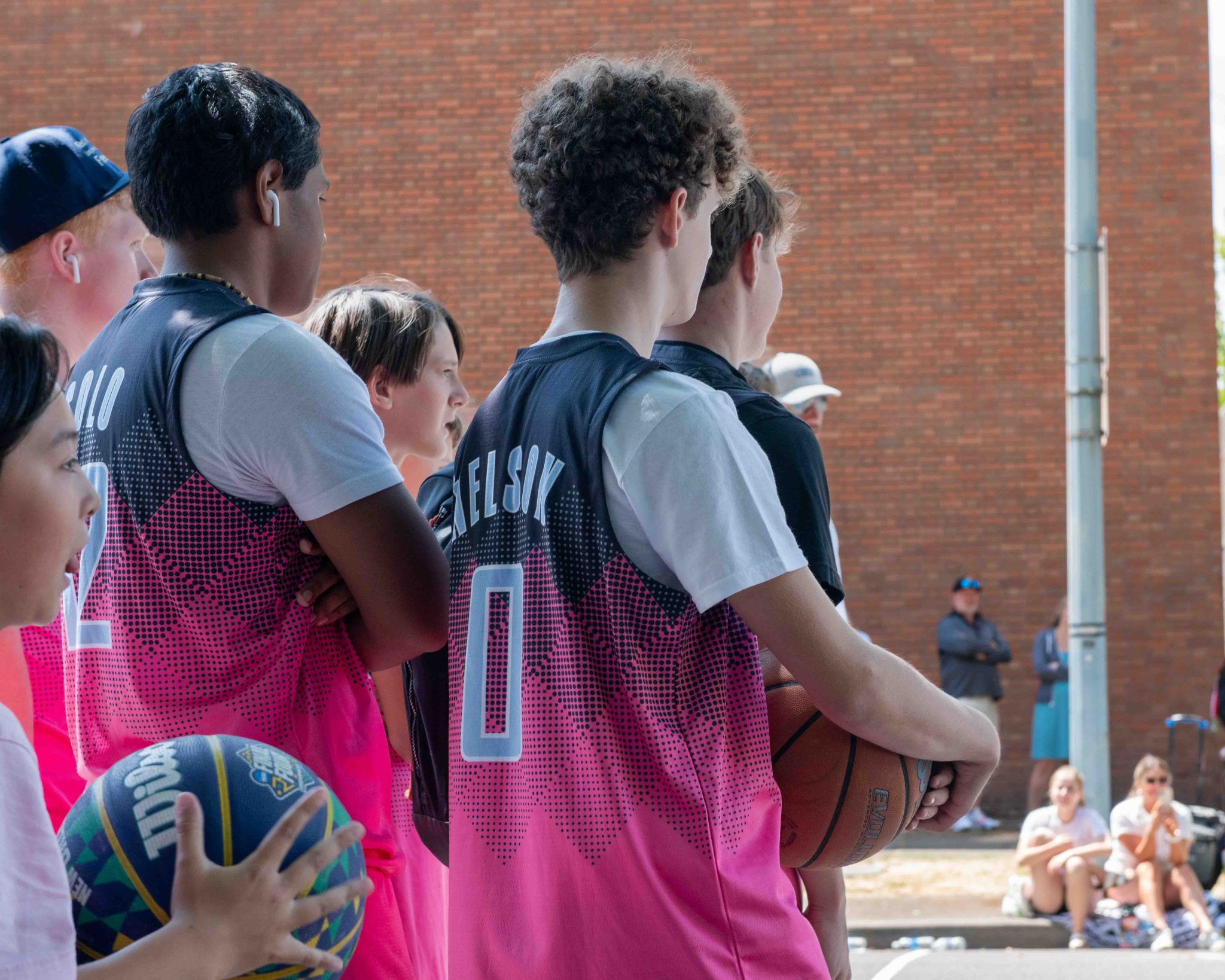 PHOTOS Thousands find glory, friendship on the court at Hoopla Salem