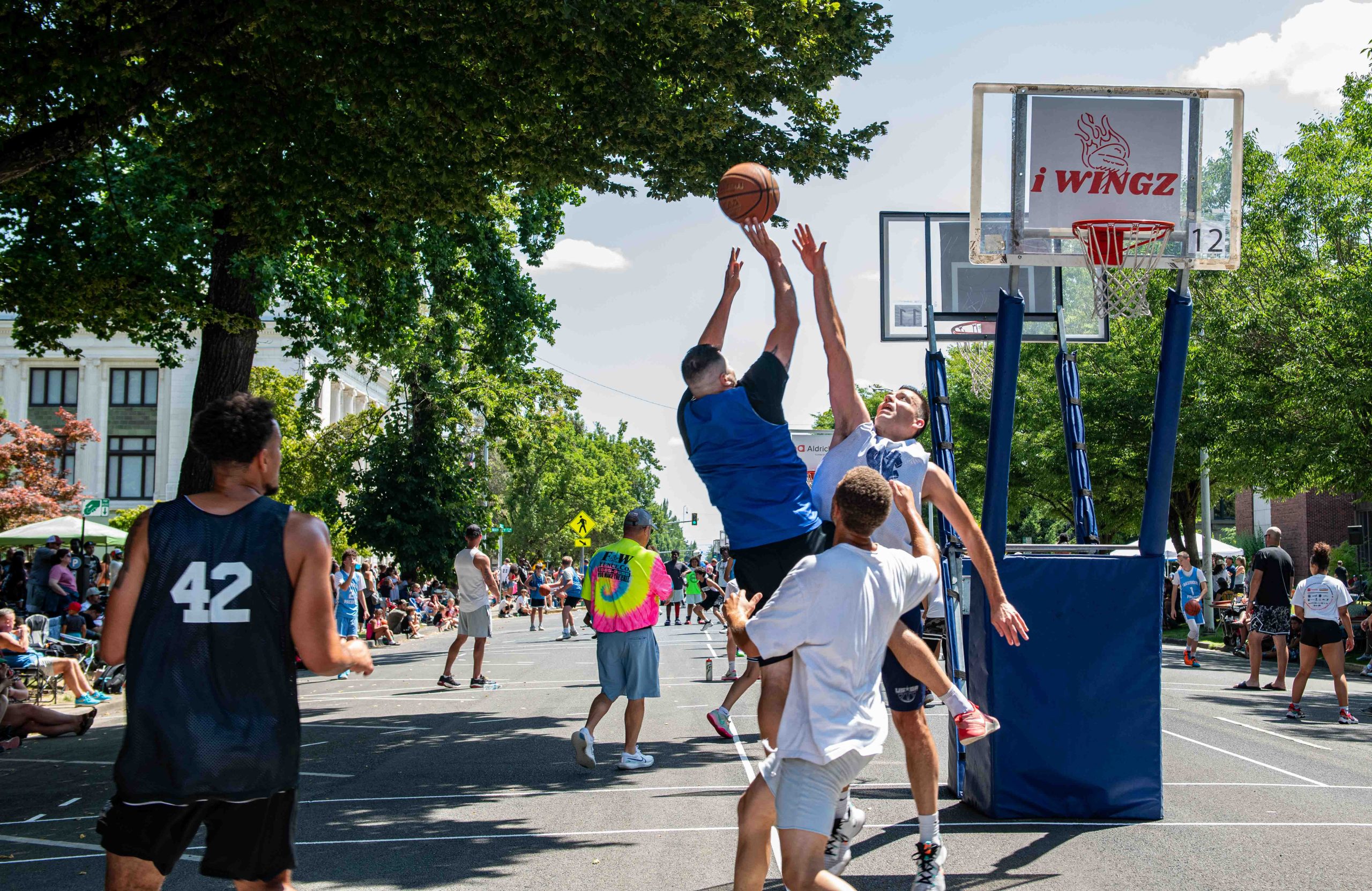 PHOTOS Thousands find glory, friendship on the court at Hoopla Salem