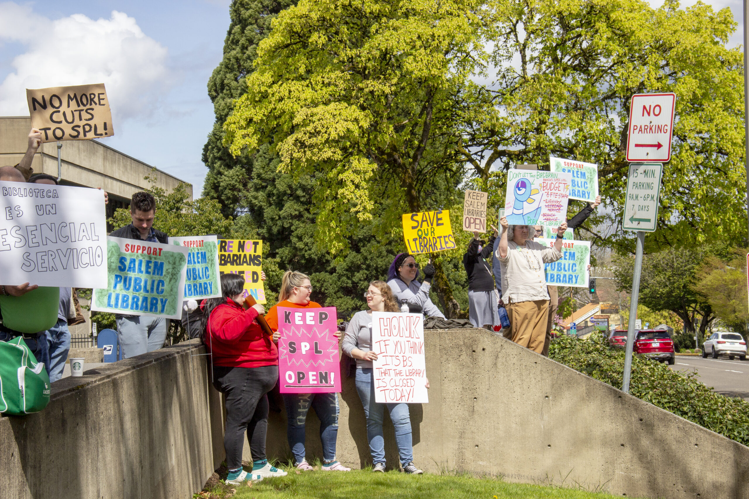 Library officials urge property tax increase to restore Salem library opening hours